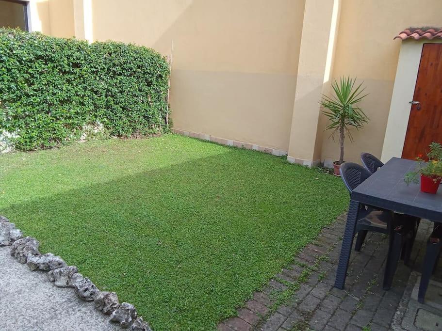 La Casa Di Davide Con Giardino E Garage Lejlighed Verona Eksteriør billede