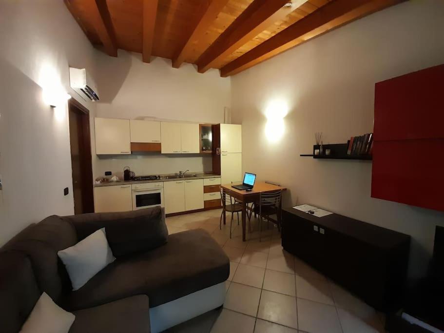La Casa Di Davide Con Giardino E Garage Lejlighed Verona Eksteriør billede