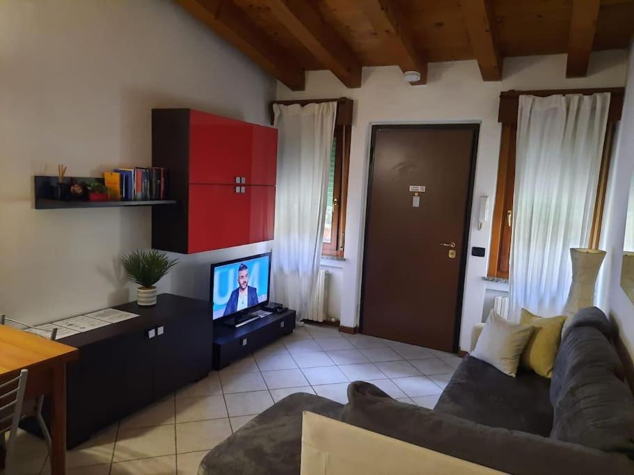 La Casa Di Davide Con Giardino E Garage Lejlighed Verona Eksteriør billede